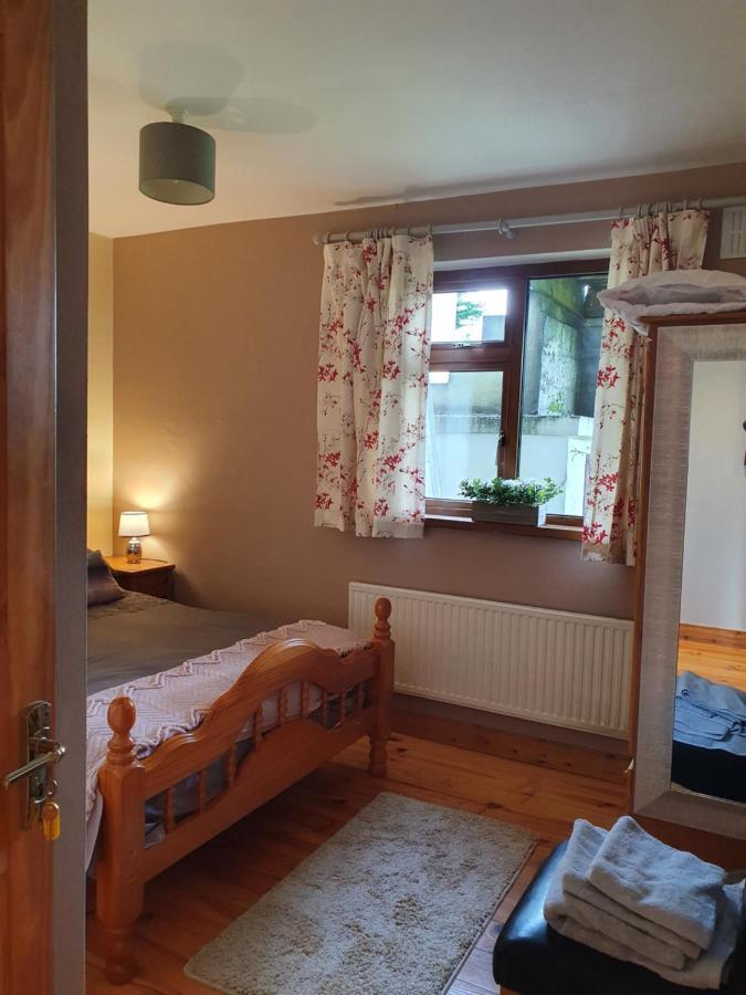 Hillcrest House Bed & Breakfast Carrick on Shannon Dış mekan fotoğraf